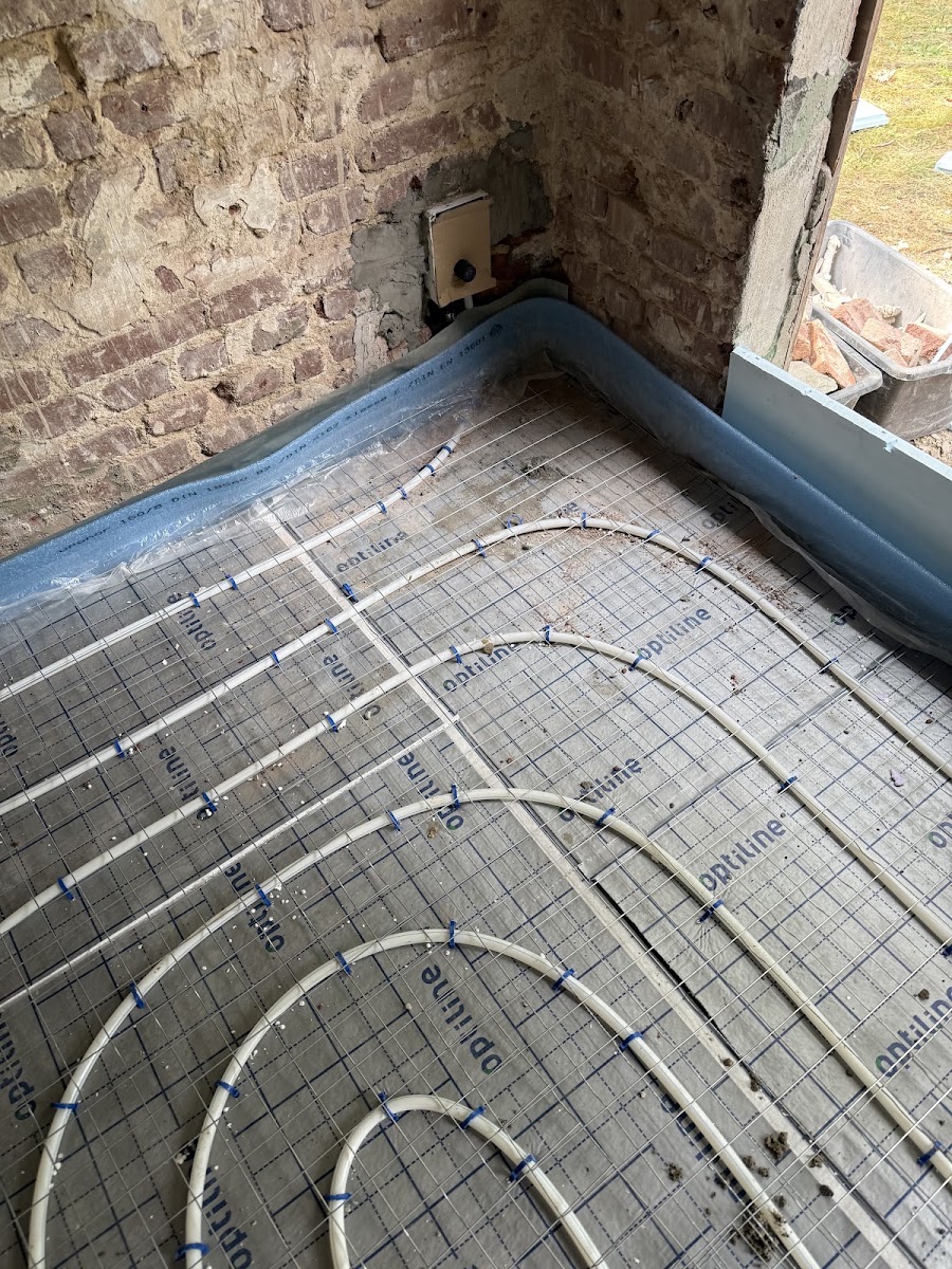 Verlegung einer Fußbodenheizung im Altbau
